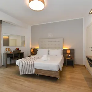 hotel-delle-mimose.hotelslidodijesolo.com/