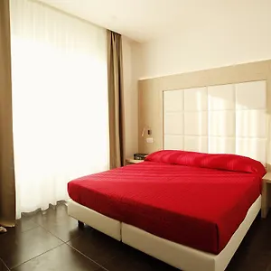 hotel-fantasy-riccione.emilia-romagnahotels.net/